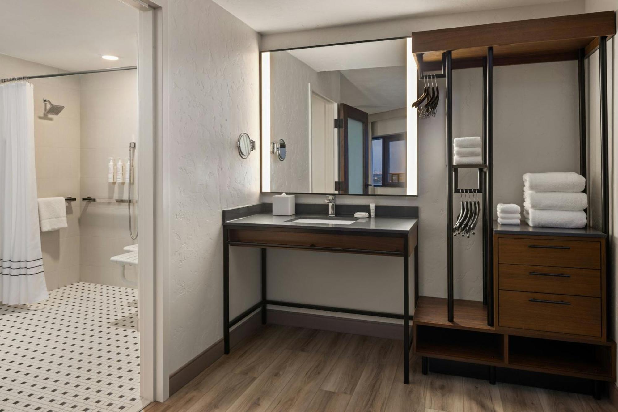 Oshkosh Marriott Waterfront Hotel & Convention Center المظهر الخارجي الصورة